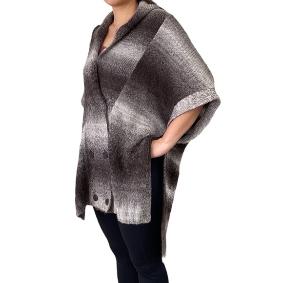 BCBGMaxAzria Oversized Cape/Poncho/Wrap Wool Blend Sweater in Brown Ash - medium - Picture 3 of 16
